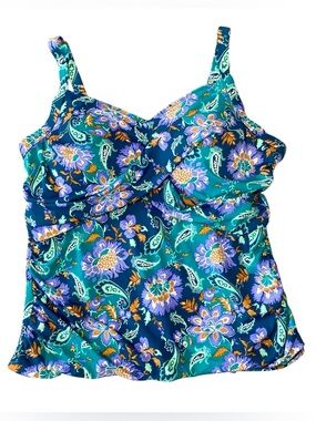 D&CO BEACH Twist Ruched Tankini Top
